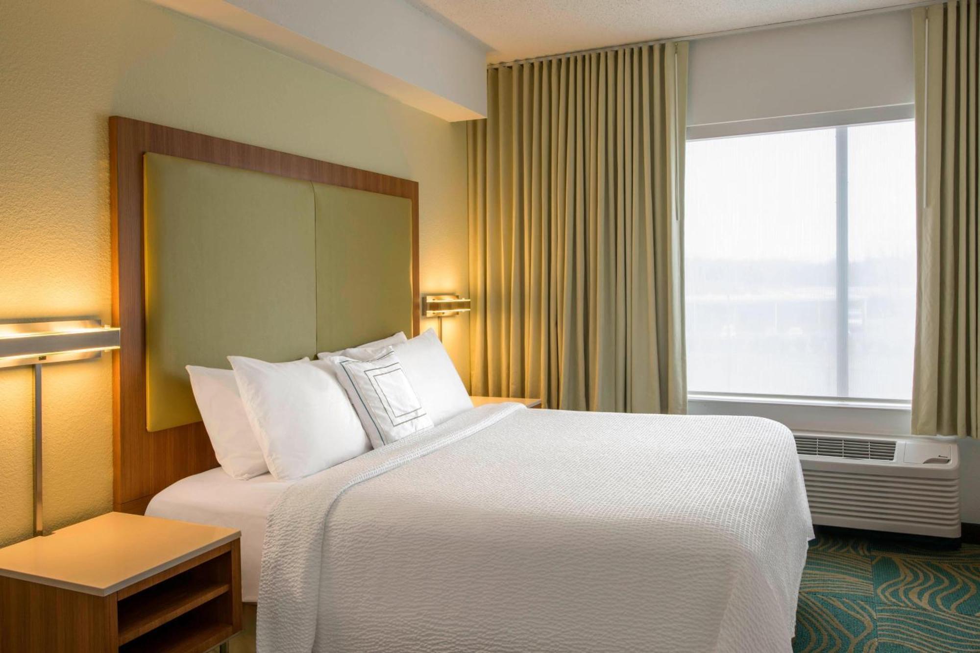 Springhill Suites By Marriott Charlotte Airport Exterior photo
