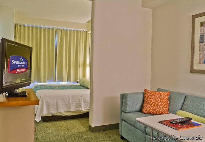 Springhill Suites By Marriott Charlotte Airport Exterior photo